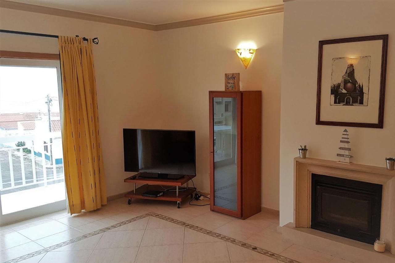 Lovelystay - Sea View Apartment With Pool & Garden Эрисейра Экстерьер фото